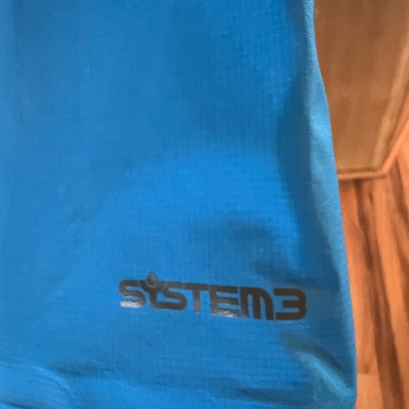 EMS woman’s rain jacket - Picture 3 of 3